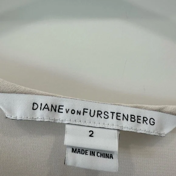 DVF - Picture 2 of 5